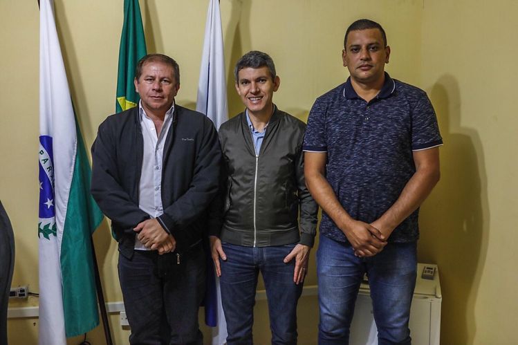 Foto com o prefeito de Tunas do Parana