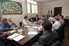 O governo federal manifestou intenção de apoiar os produtores de aves do Paraná e de Santa Catarina durante reunião na Secretaria da Agricultura e do Abastecimento, no dia 01 de outubro, em Curitiba.