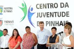 A secretária da Família e Desenvolvimento Social, Fernanda Richa, inaugurou no dia 04 de dezembro o Centro da Juventude de Pinhais, na região metropolitana de Curitiba. 