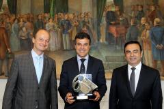 Governador Beto Richa recebe o presidente da Renault/Nissan, Carlos Ghosn e o presidente da Renault Brasil, Oliver Murguet. 