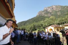 O governador Beto Richa lançou no dia 10 de junho, como parte da comemoração da Semana Mundial do Meio Ambiente, o programa Parques do Paraná. O lançamento foi no Parque Estadual Pico Marumbi, na Serra do Mar, que completará em setembro 25 anos